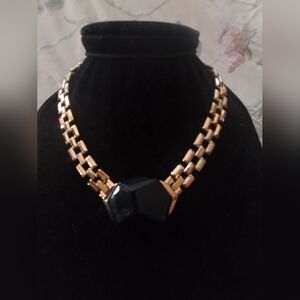 Stunning Retro Vintage Trifari Goldtone/Black Stone Convertible Necklace!